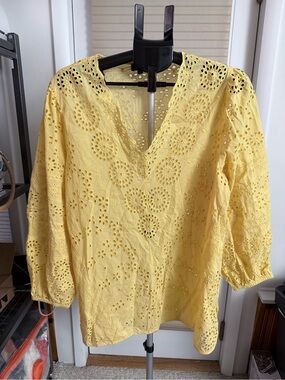Tolani Sunflower Yellow Boho Eyelet scallop V-Neck Tunic Blouse cuff sleeves